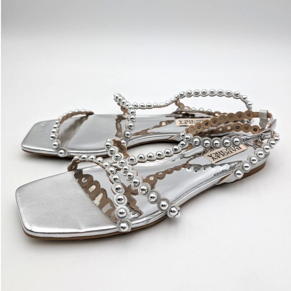 Badgley Mischka Cami Pearled Gladiator Flat Sandals Womens Silver Sz US7.5M EU38